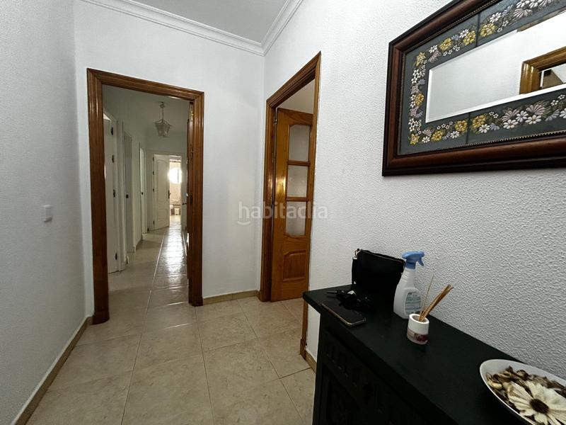Foto 0fa1dd5e-69d8-41c9-aecc-49208b62bd3d. Chalet mit parking in Los Gallos Chiclana de la Frontera