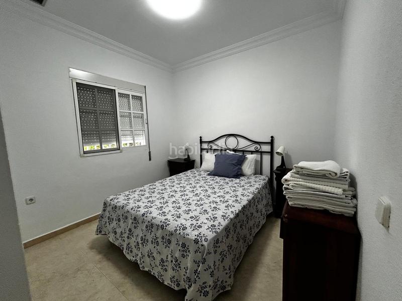 Foto 16fe3695-9d3f-41bb-a449-75d8996f025c. Chalet mit parking in Los Gallos Chiclana de la Frontera