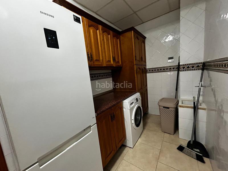 Foto 221c3e59-23f1-4c57-a301-a99617931572. Chalet mit parking in Los Gallos Chiclana de la Frontera