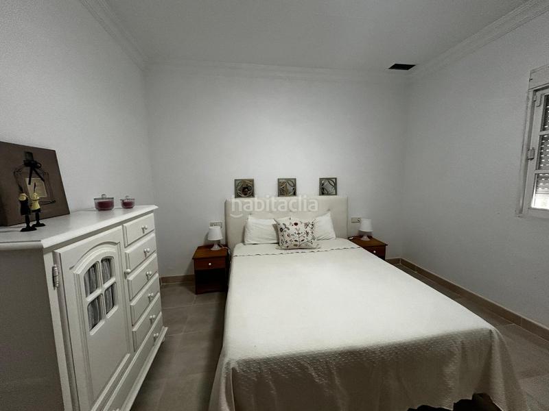 Foto 28631c25-11e5-41b3-8bfe-22ff81301f9e. Chalet mit parking in Los Gallos Chiclana de la Frontera