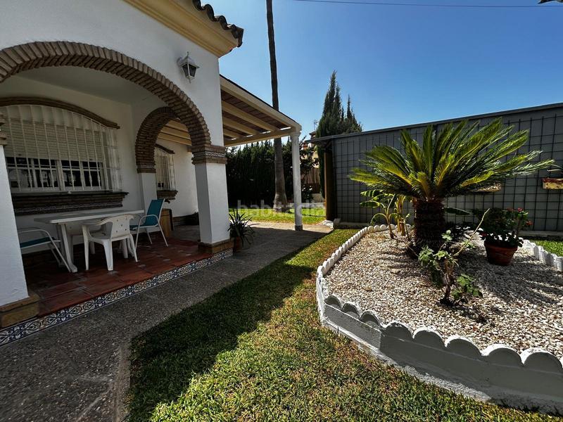 Foto 5b86eba3-6e76-4e90-acef-8bfe50d7f837. Chalet mit parking in Los Gallos Chiclana de la Frontera