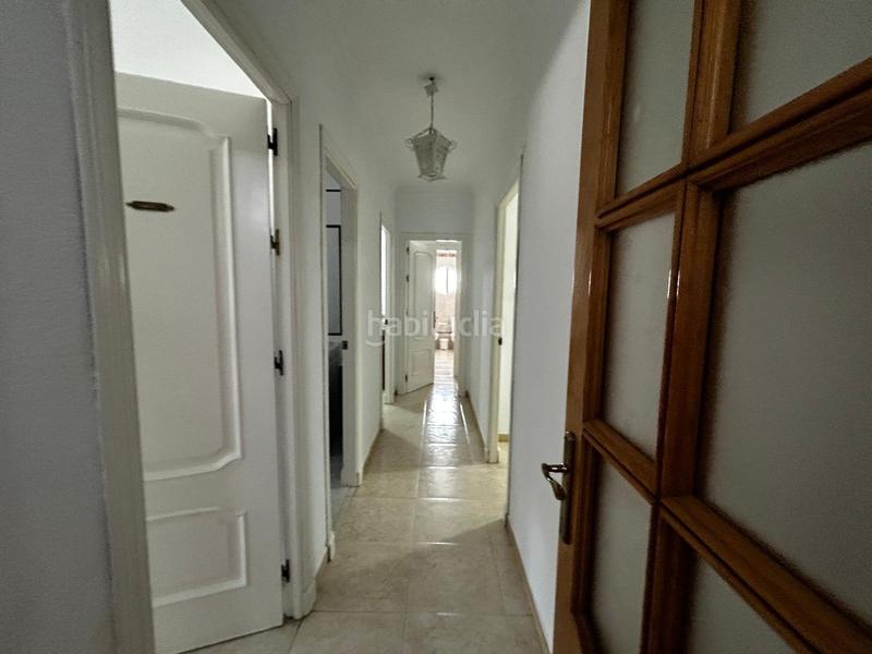 Foto 6ac82891-7cbe-471c-9ea9-30b2e6a0f6f7. Chalet mit parking in Los Gallos Chiclana de la Frontera