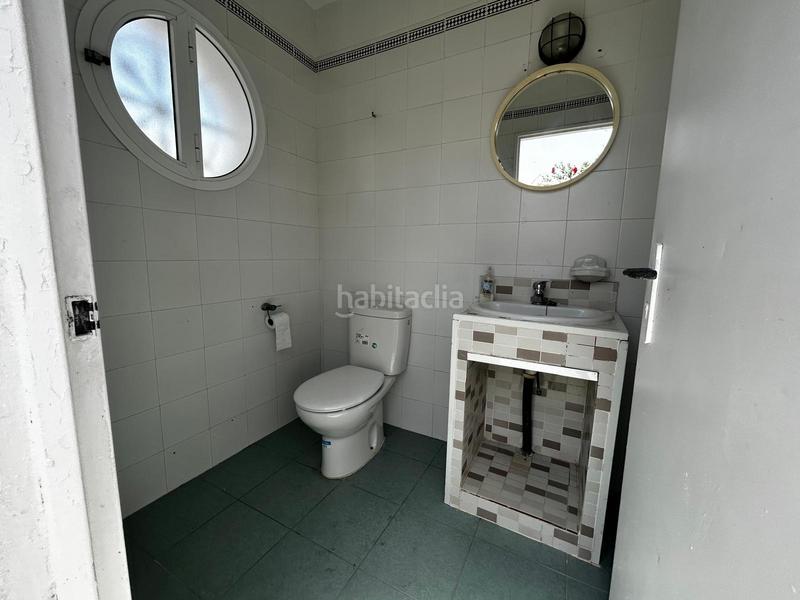 Foto 9c6f95f9-cbcd-44fc-b61c-284c4f280bc5. Chalet mit parking in Los Gallos Chiclana de la Frontera