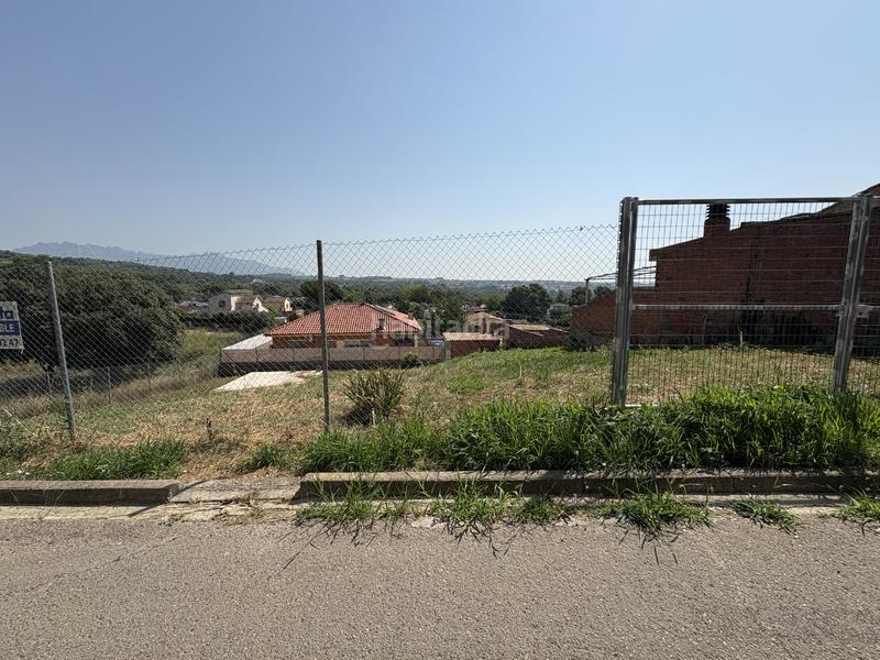 Foto 93750d20-815d-4b33-8d43-8a8bd9990a28. Finca rústica urbanización can mussarro en Piera