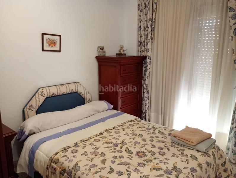 Foto 6767cc1c-6eae-434b-bc21-e14a988f3ab9. Casa aparellada a Motril ciudad Motril