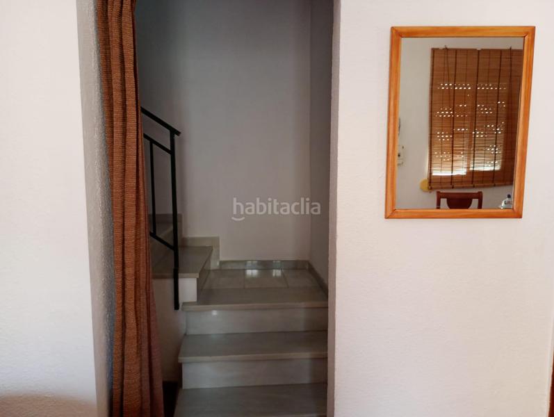 Foto a552ece7-5f09-4c6d-bb58-a7499bc7cf64. Casa aparellada a Motril ciudad Motril