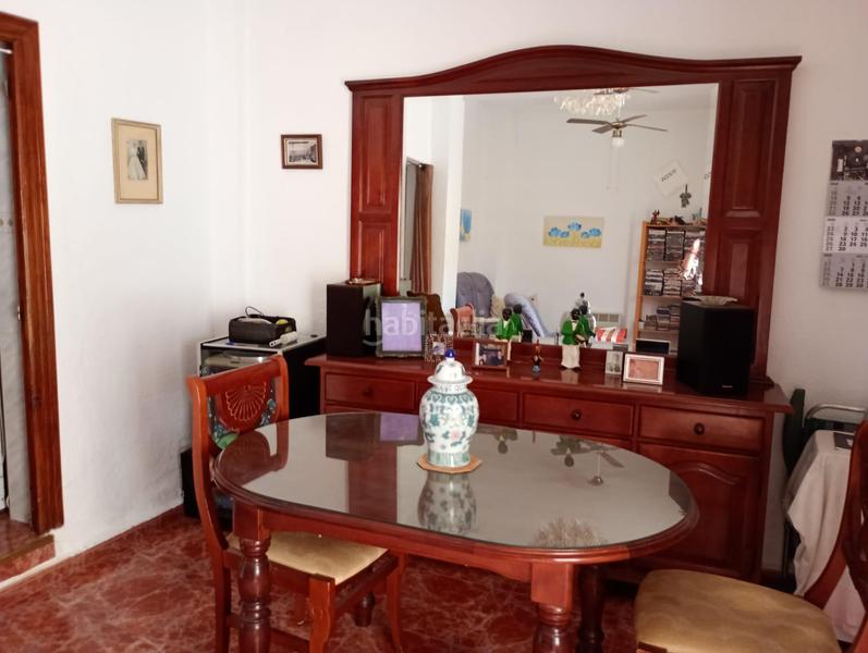 Foto b9833fec-fc1c-45df-9235-6e46de176f12. Casa aparellada a Motril ciudad Motril