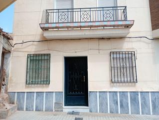 Casa aparellada a Motril  ciudad. Zona tranquila junto a la plaza de capuchinos