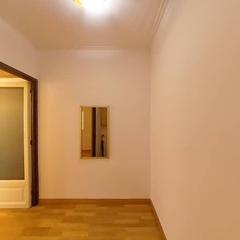 Appartement à El Camp de l´Arpa del Clot. Av meridiana  valència
