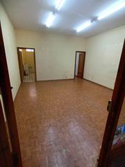 Lloguer Local Comercial a Baeza. En el centro de baeza cerca del ayuntamiento y servicio