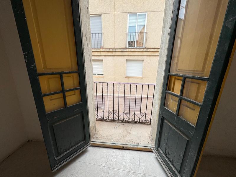 Foto 690b8257-8275-431e-9c67-c496da552dc6. Casa pareada casa tipo inglesa a un paso de la misma rambla en Sabadell