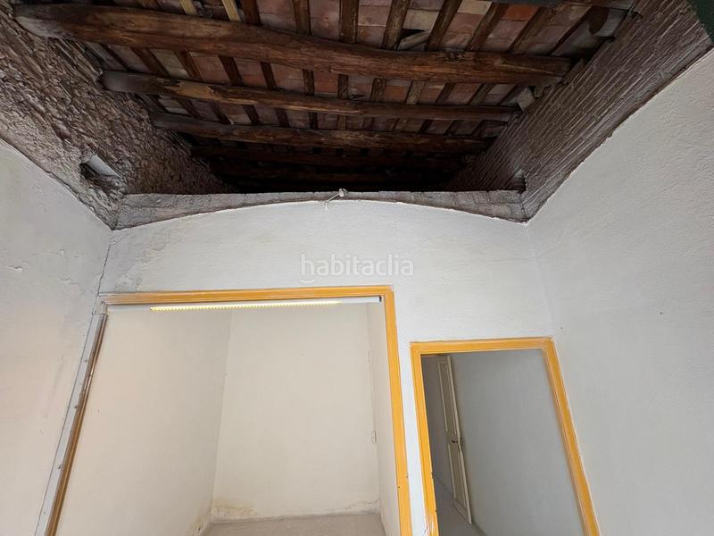 Foto de6cca62-2062-46e3-9cde-b67c334b56da. Casa pareada casa tipo inglesa a un paso de la misma rambla en Sabadell