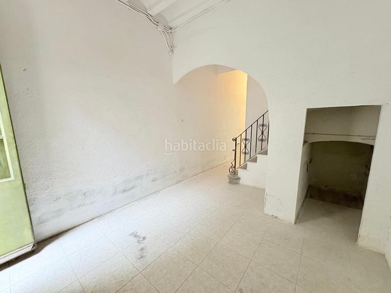 Foto f02f69b8-74af-47d3-9659-6027dbe96845. Casa bifamiliare in Centre Sabadell