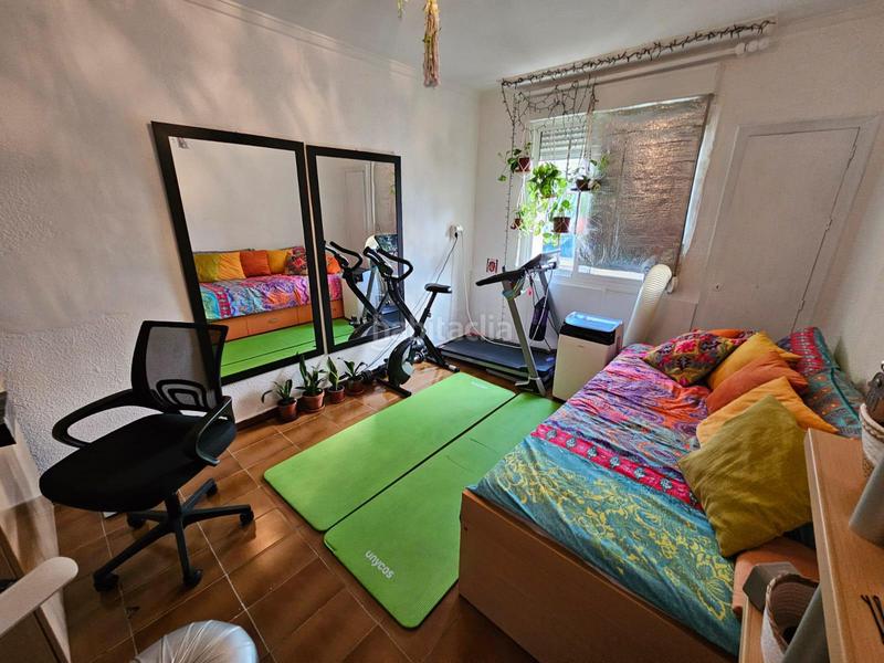 Foto cd9fc912-39e9-4ea0-98f6-1a5eed648943. Piccolo appartamento in Las Trescientas-San Francisco-Ciudad Vergel Elda