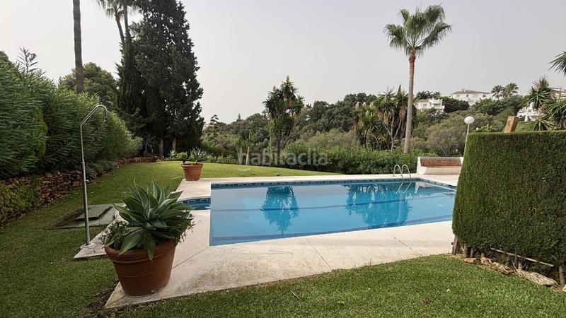 Foto e6fa3f84-dca2-4048-8dba-59bb929c8c7e. Casa pareada en sitio de Calahonda, de campos de golf, 10 min. playa en Mijas