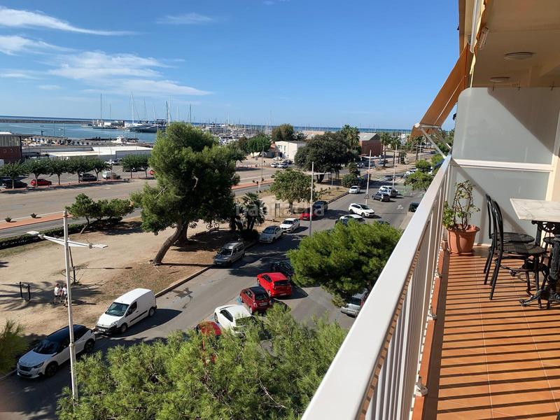 Foto 0e0fd362-e7f9-427a-b49e-94f1205e6094. Piso primera línea de mar en Barri de Mar Vilanova i la Geltrú