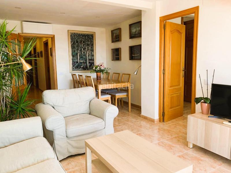 Foto 95f59a9c-a834-4ce1-9bd1-85af4e554d8f. Piso primera línea de mar en Barri de Mar Vilanova i la Geltrú