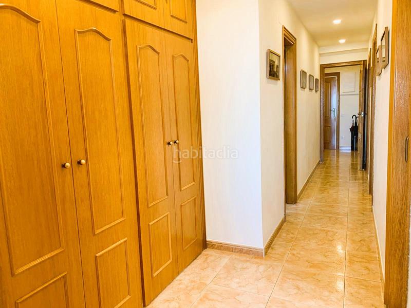 Foto cf845f6f-13a9-4ba0-a35f-5967aaff9d97. Piso primera línea de mar en Barri de Mar Vilanova i la Geltrú