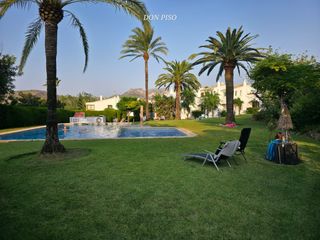 Casa aparellada a Centro. Cerca del club de golf la sella y del jardín botánico.