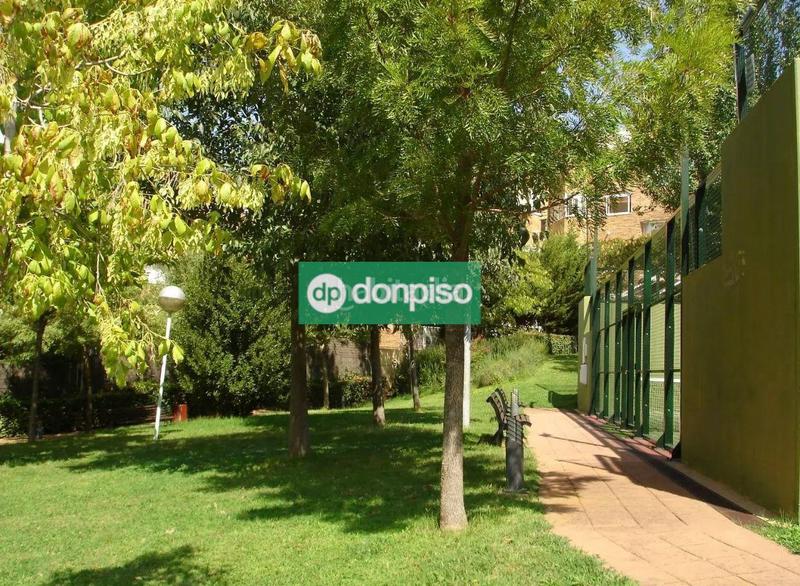 Foto 106aee01-66ae-4f31-b4cb-e1243ac60c6e. Rent towny house with heating parking pool in Ruta de la Plata Cáceres