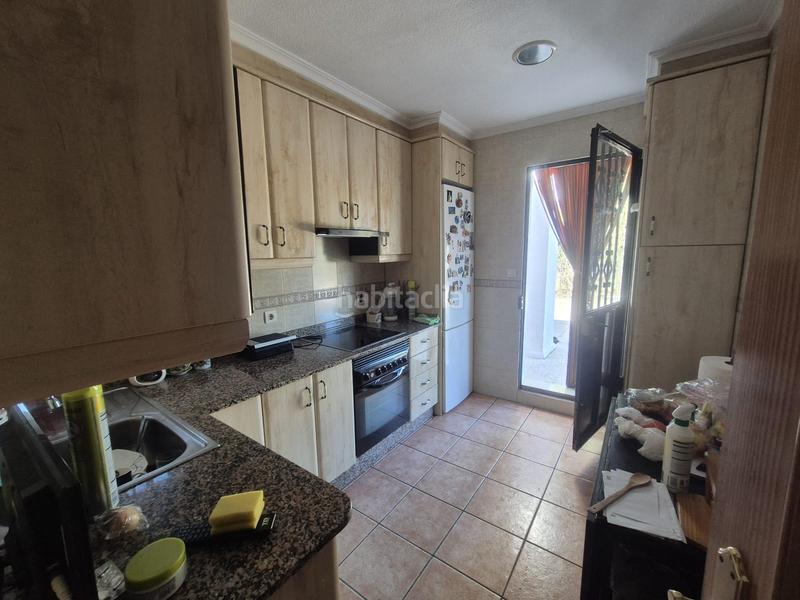 Foto 2e1a1cea-4e72-4d3f-b70f-f912844306f0. Masía casa de campo con piscina y 8.000m2 en peña del sol en Elda