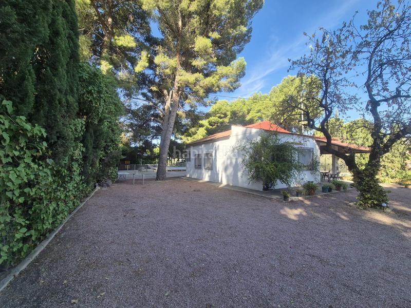 Foto 6a15f8e5-a877-4336-a396-da77728b98a6. Masía casa de campo con piscina y 8.000m2 en peña del sol en Elda