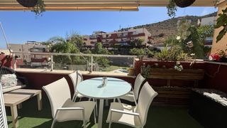 Apartament a Santangelo. Urbanización moderna y tranquila con transporte público