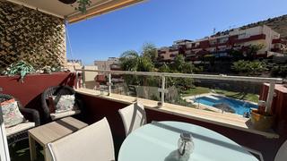 Apartamento en Santangelo. Urbanización moderna y tranquila con transporte público