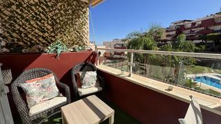 Apartament a Santangelo. Urbanización moderna y tranquila con transporte público