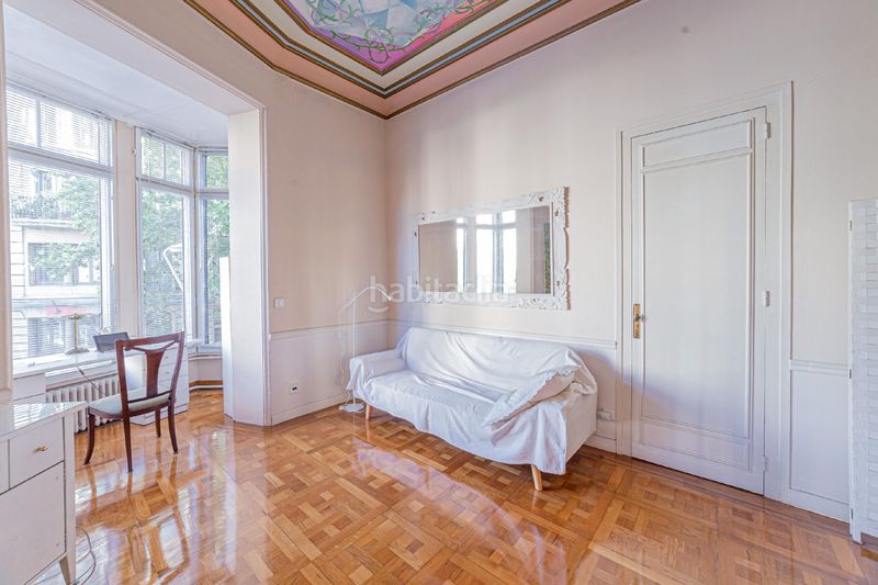 Foto 0a89b800-f6f5-4c98-bad8-c565dc2e9675. Pis amb calefacció a Dreta de l´Eixample Barcelona