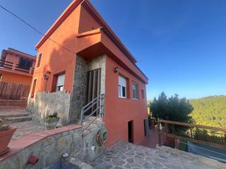 Chalet à Montmell (El). Próxima al castillo de montmell