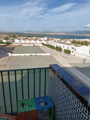 Pis a Bornos. Ubicado cerca del lago de arcos y colegio san fernando.