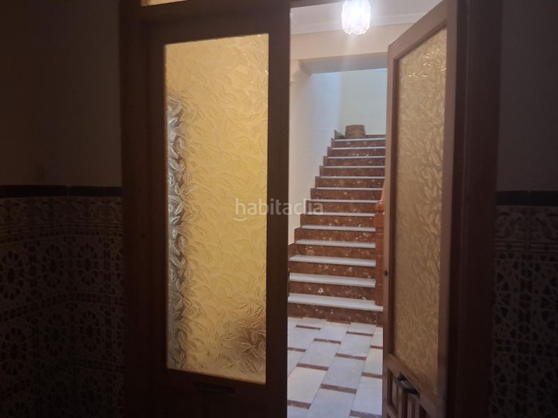 Foto 5b1daecb-54d0-4610-b3d6-f95e85cdd32c. Casa aparellada amb aparcament a Baeza