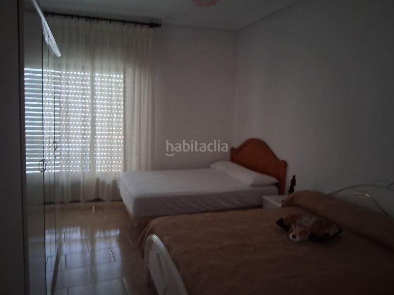 Foto b14bd45b-5417-48f0-9354-c72f7502e720. Casa aparellada amb aparcament a Baeza