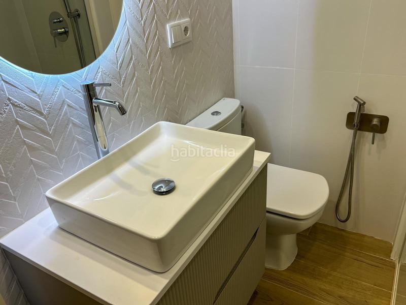 Foto 80d28c56-9edc-41f0-abe0-a3fda0fb616d. Lloguer apartament amb calefacció aparcament a Centro Cáceres