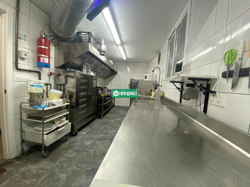 Foto 1dac6e9e-f0b8-40e8-91f3-aefeba995401. Affitto locale commerciale in Casco Antiguo Cáceres