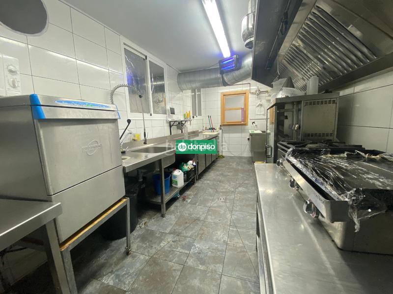 Foto 6dc4ee5d-9586-4c37-ba5d-12c8d77f6c14. Lloguer local comercial a Casco Antiguo Cáceres