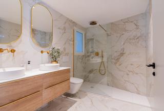 Flat in La Roqueta. Junto a la plaza de españa