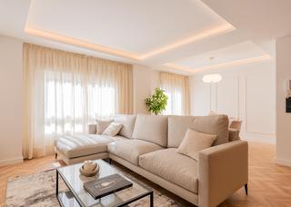 Piso en La Roqueta. Junto a la plaza de españa