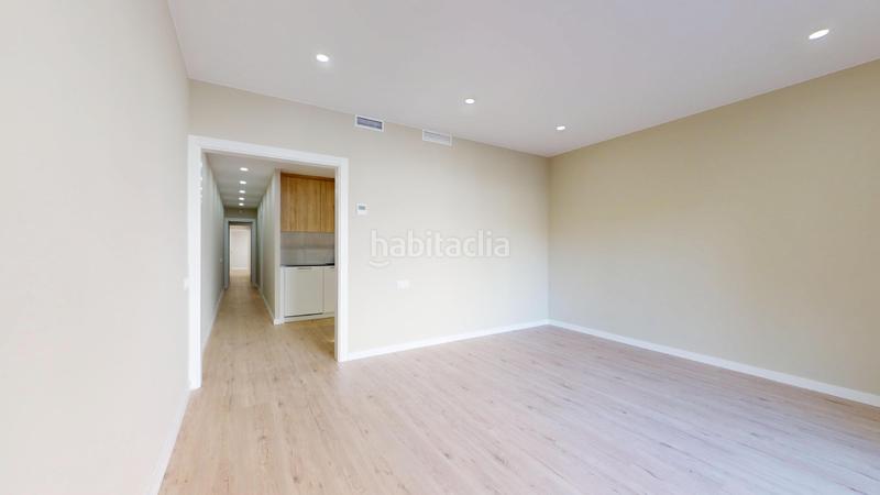 Foto 068228e8-b1ca-47d9-8c9e-2f0a0cc7cebe. Appartement dans El Camp de l´Arpa del Clot Barcelona