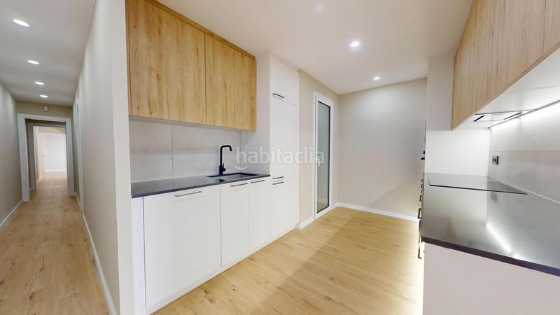 Foto 1e30d86b-7f32-492e-b6d9-28b6ebdedf34. Appartement dans El Camp de l´Arpa del Clot Barcelona