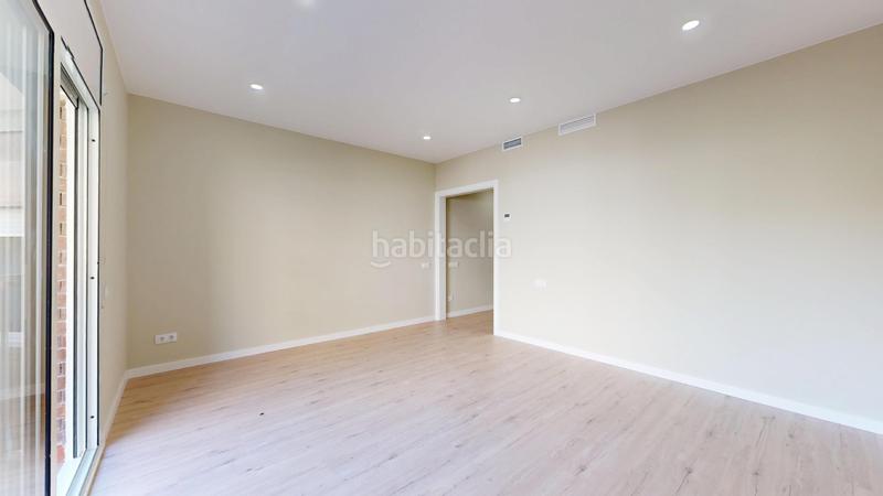 Foto 44652803-e918-42e9-bef0-915f40ad151e. Appartement dans El Camp de l´Arpa del Clot Barcelona