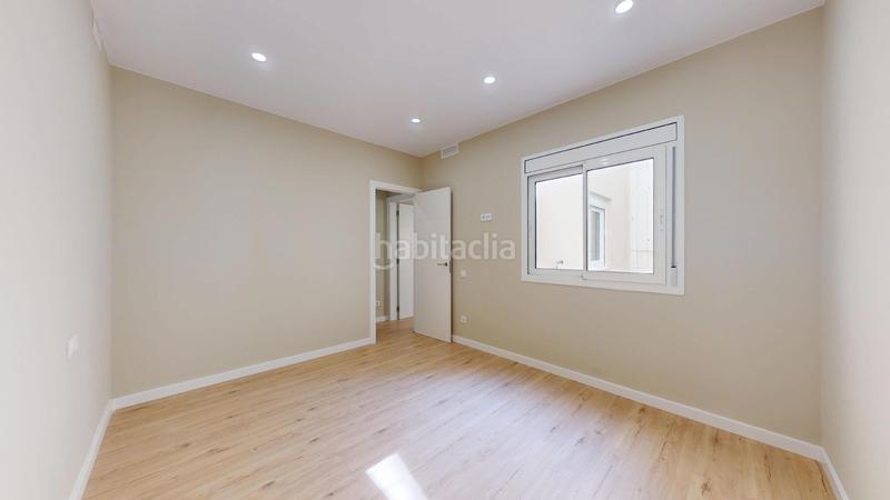 Foto 51385291-5c64-42de-bea3-94815ca11978. Appartement dans El Camp de l´Arpa del Clot Barcelona