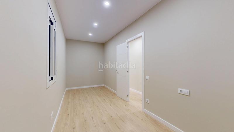 Foto 59e036a6-8023-4b17-ada4-9a75e06c38de. Appartement dans El Camp de l´Arpa del Clot Barcelona