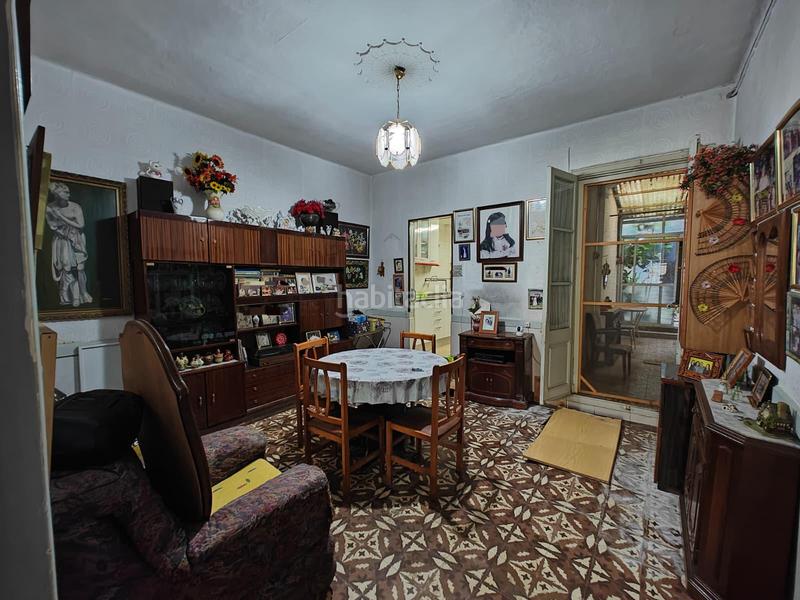 Foto 1decceaf-c8b8-4ec5-8a8d-72bf27e26d1d. Chalet al lado de plaza cataluña en Vinyets-Molí Vell Sant Boi de Llobregat