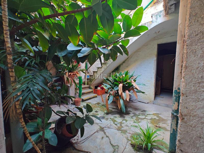 Foto 37fde2e1-3a8a-4f24-948a-c58a690234a0. Chalet al lado de plaza cataluña en Vinyets-Molí Vell Sant Boi de Llobregat