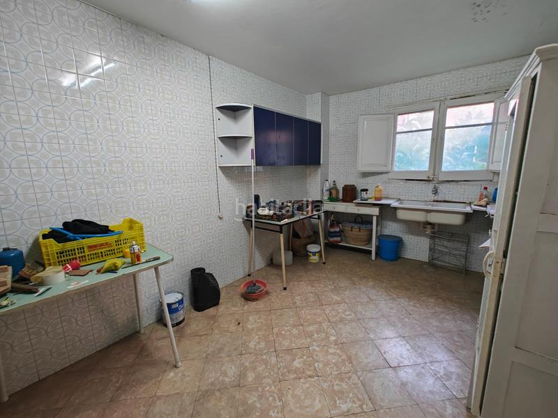 Foto 3b6c8f2e-f280-4de2-9581-6328aa63c6c0. Chalet al lado de plaza cataluña en Vinyets-Molí Vell Sant Boi de Llobregat