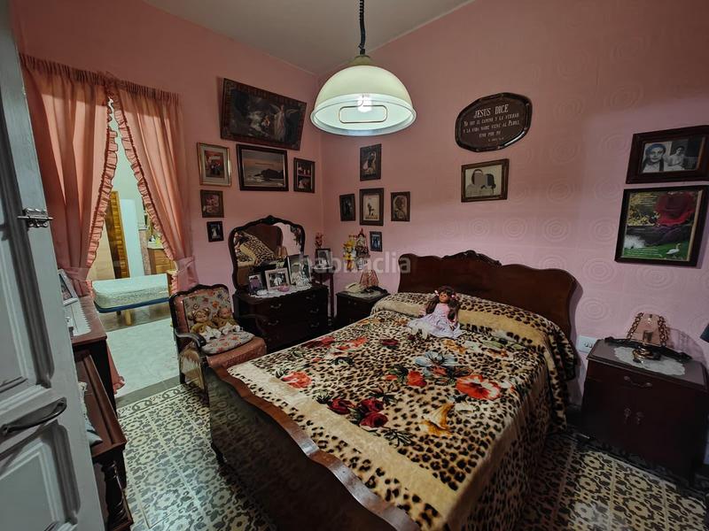 Foto 3d20e688-3ce3-43fc-b6e7-327a11ddc4a7. Chalet al lado de plaza cataluña en Vinyets-Molí Vell Sant Boi de Llobregat