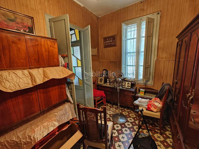 Foto bbd6e9f5-7f3e-4018-ad8c-3b36ab490525. Chalet al lado de plaza cataluña en Vinyets-Molí Vell Sant Boi de Llobregat