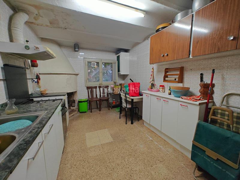 Foto f1426435-3033-46e0-a303-eb70ca7ee137. Chalet al lado de plaza cataluña en Vinyets-Molí Vell Sant Boi de Llobregat